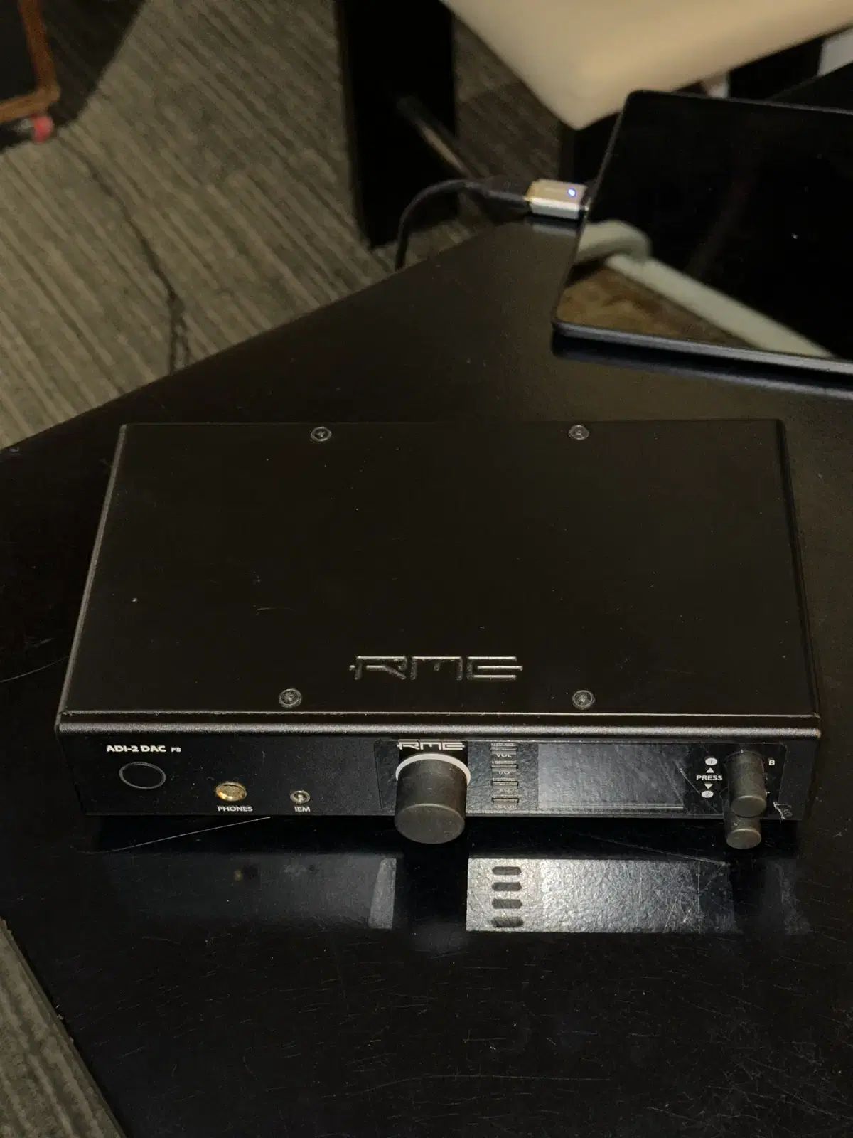 RME ADI-2 FS DAC 판매합니다.